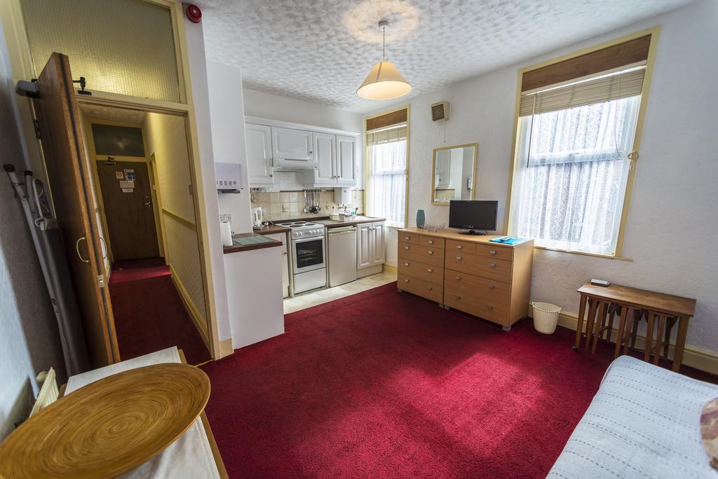 Lyndale Holiday Flats Μπλάκπουλ Εξωτερικό φωτογραφία