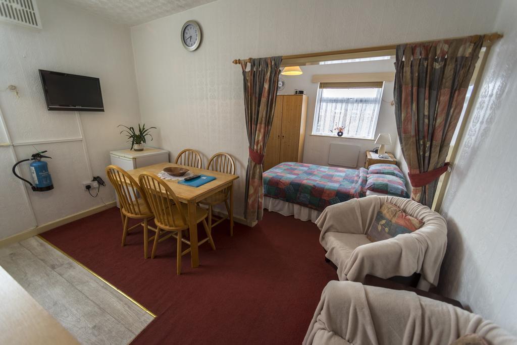 Lyndale Holiday Flats Μπλάκπουλ Εξωτερικό φωτογραφία