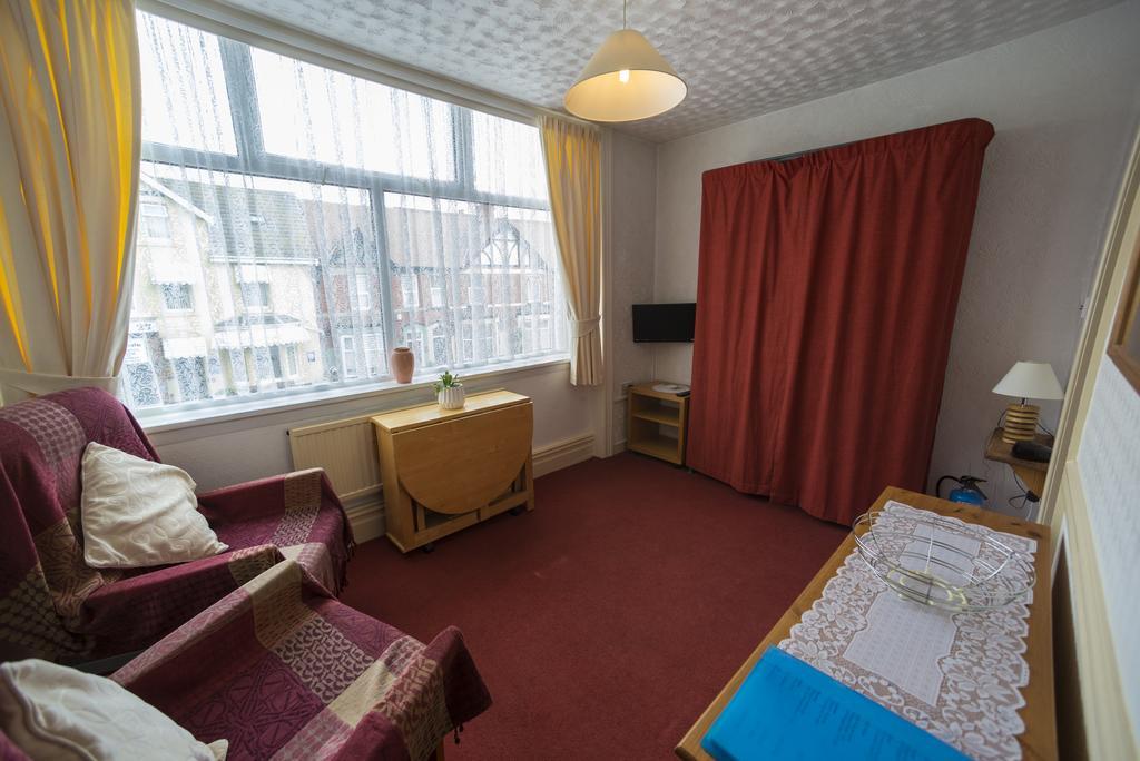 Lyndale Holiday Flats Μπλάκπουλ Εξωτερικό φωτογραφία